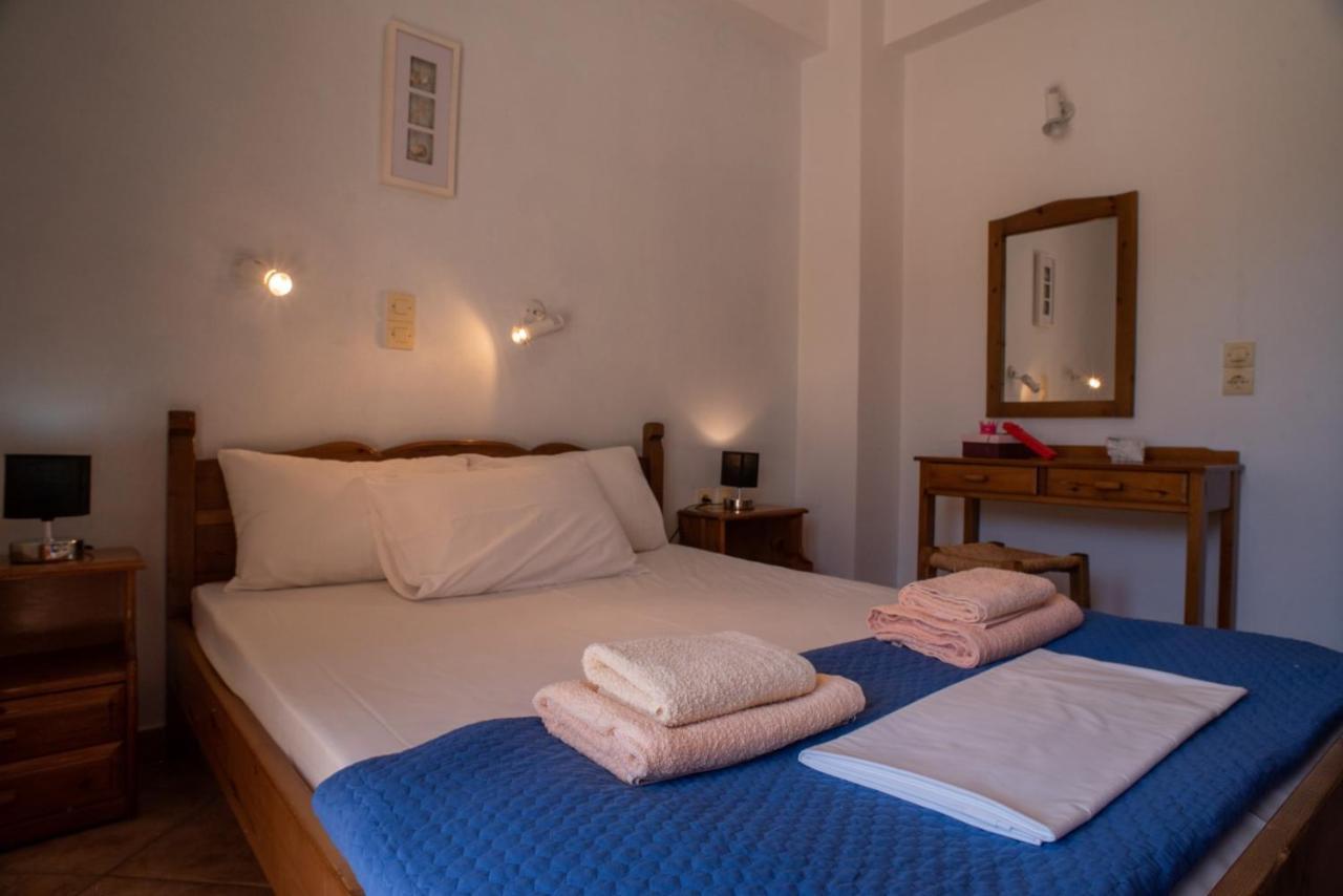 Villa Dina Apartments Almirida Exteriör bild