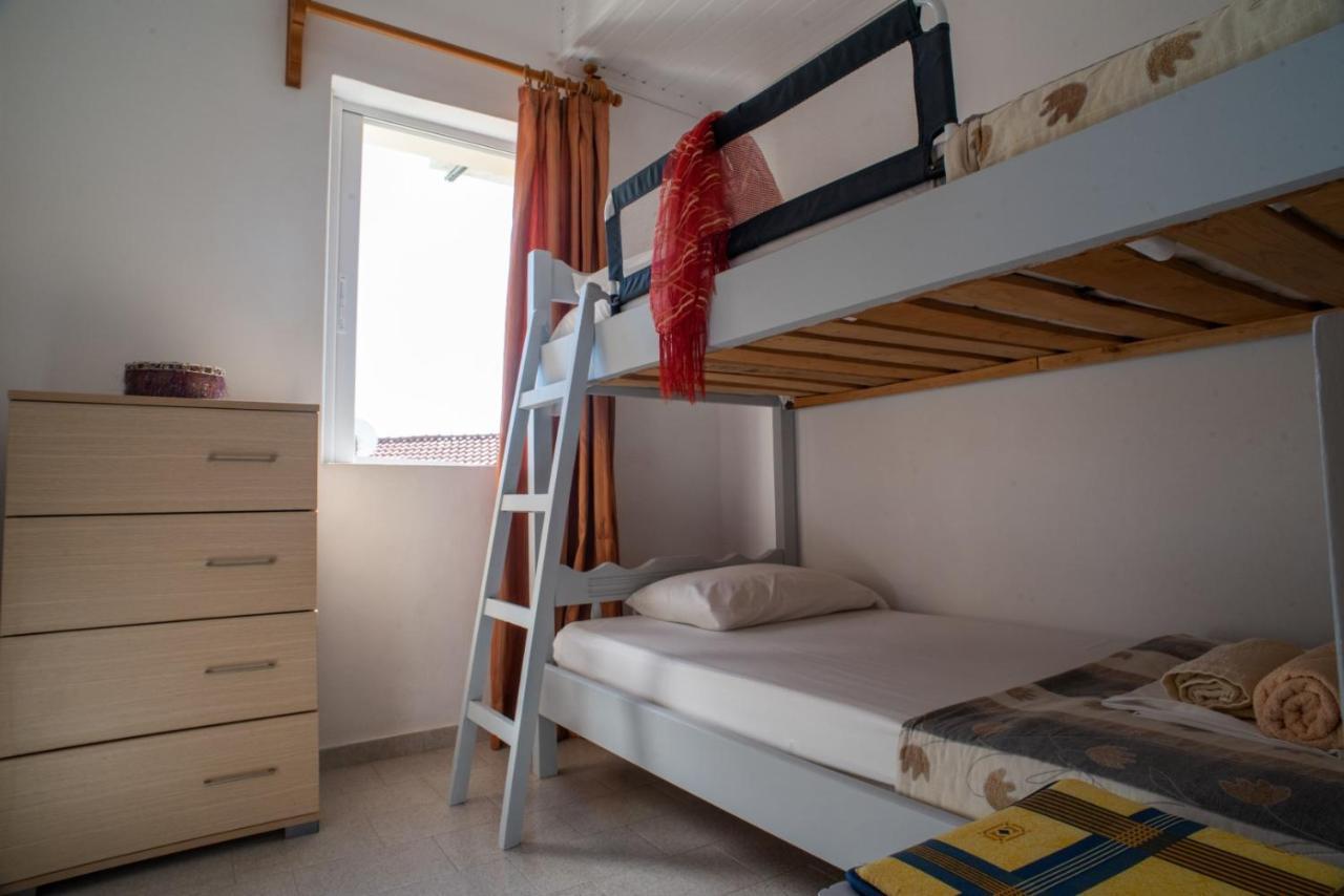 Villa Dina Apartments Almirida Exteriör bild